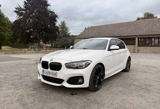 BMW 118i Pack M Black Shadow