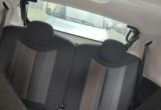 Peugeot 1.2 PureTech Top! Allure