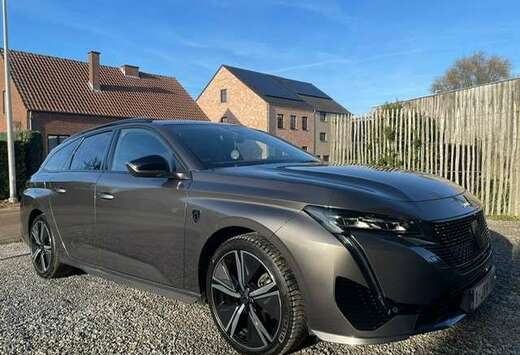 Peugeot GT 1.2 Puretech EAT8