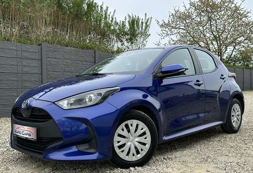 Toyota 1.5i Dual VVT-iE Dynamic EURO 6D LED/CARPLAY/C ...