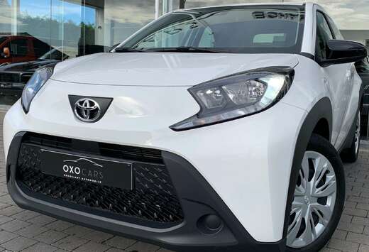 Toyota X 1.0i ESSENCE / AIRCO / CAMERA / CARPLAY / CR ...