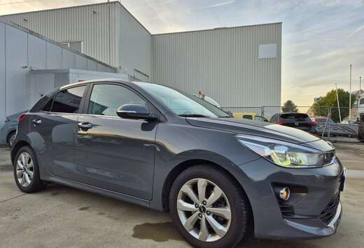 Kia 1.0Ti 100cv // AUTO. 7DCT // 33.534 KM !! 2023 !!