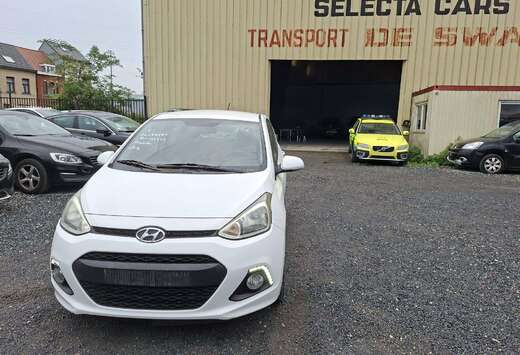 Hyundai i10 1.1i Lounge