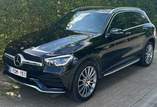 Mercedes-Benz GLC 300 de 4Matic 9G-TRONIC AMG Line