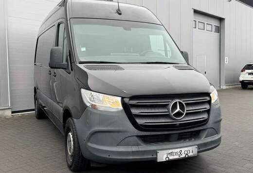 Mercedes-Benz / 3 PLACES / CLIM / GPS / TVA RECUPERAB ...