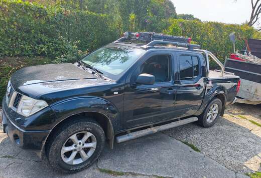 Nissan 2.5 dCi 4x4 SE King Top