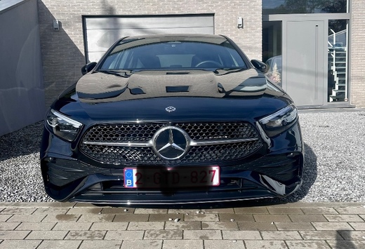 CLASSE A AMG LINE 2023 peux de kilomètres 