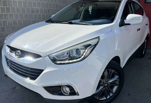 Hyundai 1.6i 2WD Executive +CAR-PASS +CAMÉRA +NAVI + ...