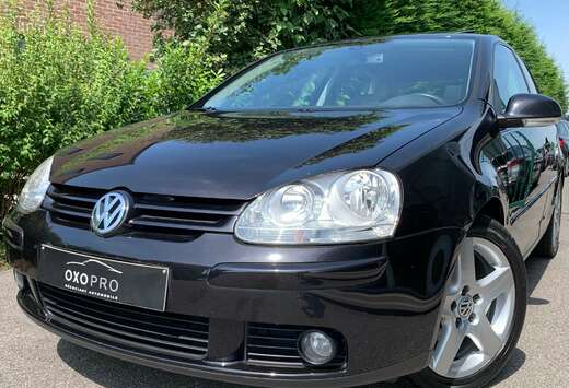 Volkswagen 1.6i FSI 16V 116CV / Sportline / Clim Auto ...