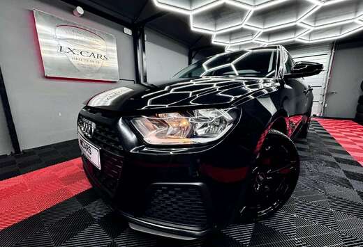 Audi AUDI A1*LOOK SLINE*LED*CARPLAY