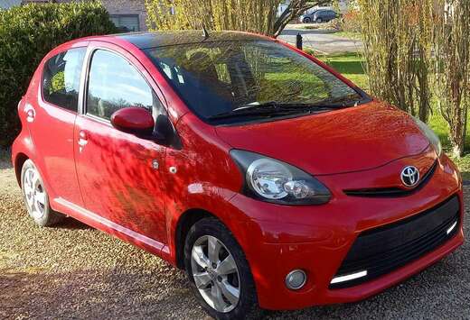 Toyota Aygo 1.0i Color Edition