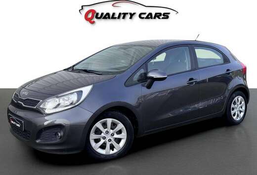 Kia Rio 1.2i Lounge  77.000 KM  Navi  CarPlay  Garant ...