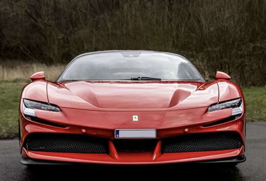 Ferrari 4.0 Turbo V8 F1 PHEV  Asieto Fiorano