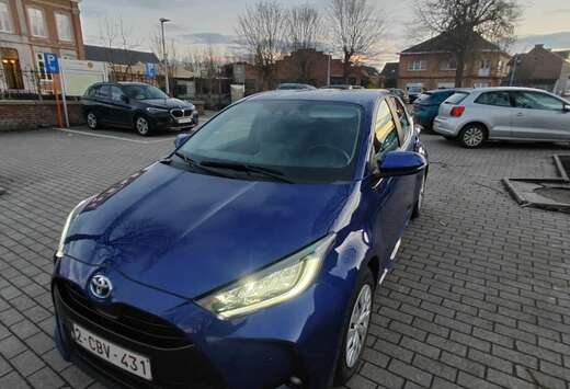 Toyota 1.5i Dual VVT-iE Connect CVT