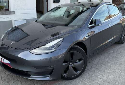 Tesla Model 3 75 kWh Long-Range Dual Motor