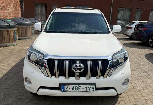 Toyota Land Cruiser 3.0 D-4D Premium