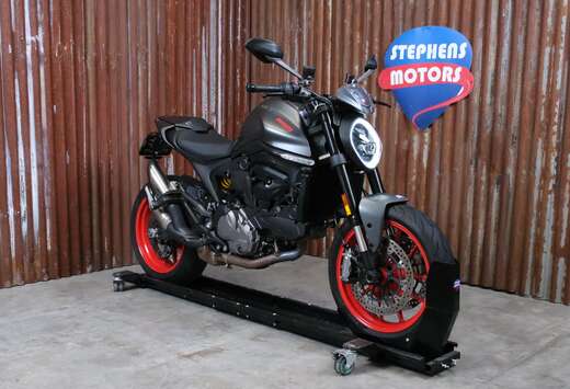Monster 937  Aviator Grey
