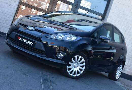 Ford 1.25i Titanium / Verw Zetels / Airco / Topstaat  ...