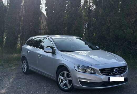 Volvo 2.0 D2 Euro 6b Prête à immatriculer