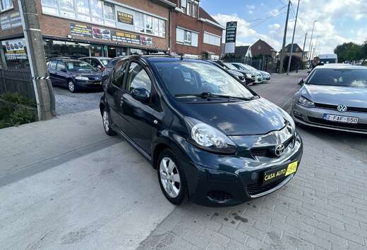 Toyota 1.0i VVT-i