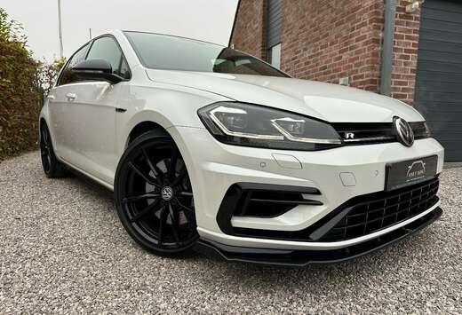 Volkswagen R PERFORMANCE / TOIT PANO / COKPIT