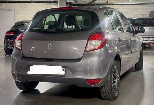Renault Clio 1.2i 20th