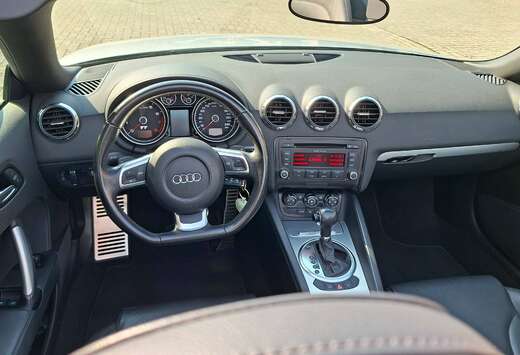 Audi TT Roadster 2.0 TFSI S tronic