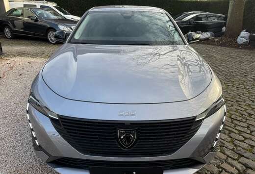 Peugeot SW 1.2i - 2022 - 57000KM - CARPLAY - GARANTIE