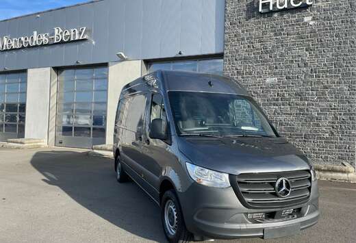 Mercedes-Benz 317 CDI Fourgon L2 RWD Function