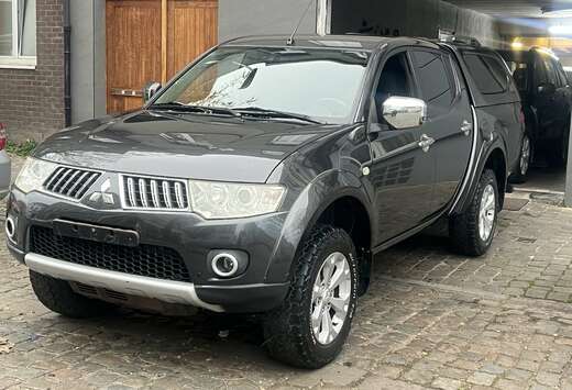 Mitsubishi L 200 2.5 DI-D 4WD Intense+