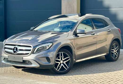 Mercedes-Benz GLA 200d Activity Edition Cuir Pano GPS ...