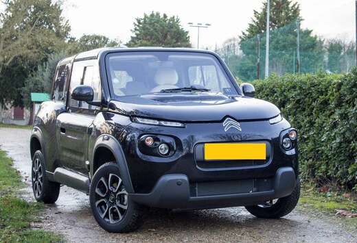 Citroen E-Mehari 30 kWh E-Mehari styled by Courrèges