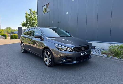 Peugeot SW 1.2i NAVI/PDC/CRUISE/CAMERA/GARANTIE/ 1e E ...