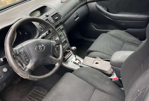Toyota 1.8 VVT-i Combi Automatik Sol