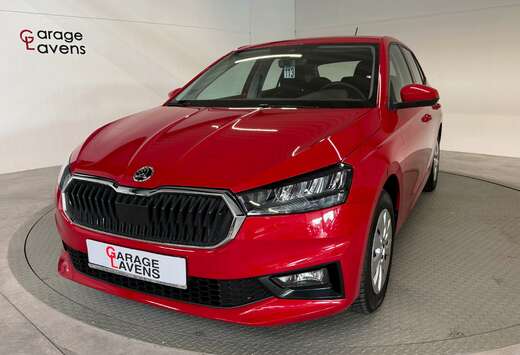 Skoda Fabia 1.0i Selection CARPLAY PDC DIG. COMBI