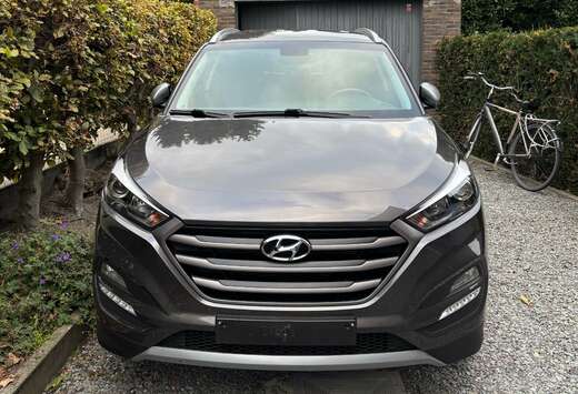 Hyundai Tucson blue 1.6 GDi 2WD Passion