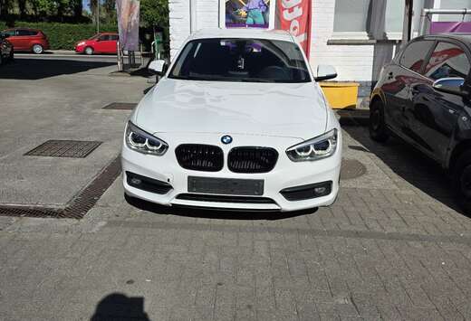 BMW 116i Black & White