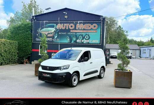 Peugeot 1.5 BlueHDi L1 * 76 000 km */* Camera */* Dis ...