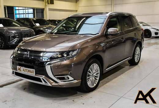 Mitsubishi 2.4i 4WD PHEV Instyle - NAVI / CAMERA / TR ...