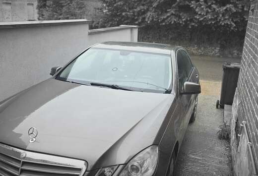 Mercedes-Benz Superbe Mercedes-Benz Classe E (W212) B ...