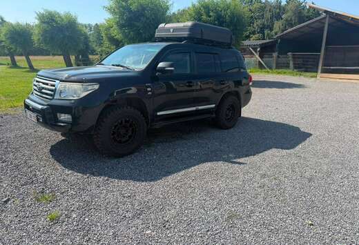 Toyota Landcruiser 4.5 D-4D V8 VX DPF