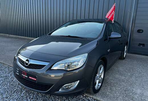Opel Astra 1.4i /Sport/ CARNET! /Climatisation / Capt ...