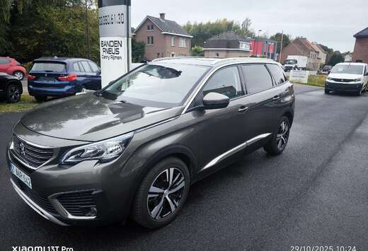 Peugeot 5008 1.2 PureTech Allure