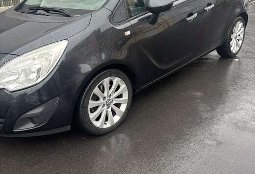 Opel 1.7 CDTi boîte automatique