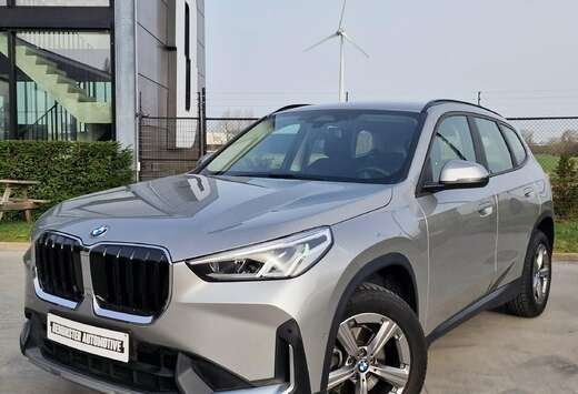 BMW X1 1.5sDrive 18 X-LineCameraCarplayNaviCC