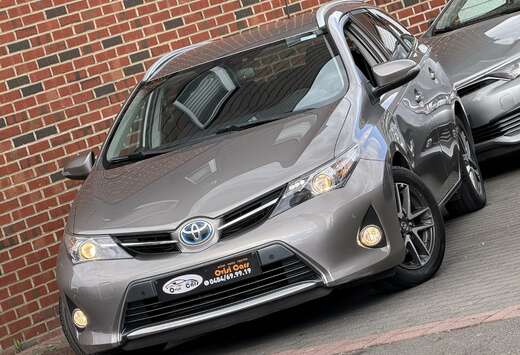 Toyota / ÉTAT NEUF / CARNET D’ENTRETIEN COMPLET /