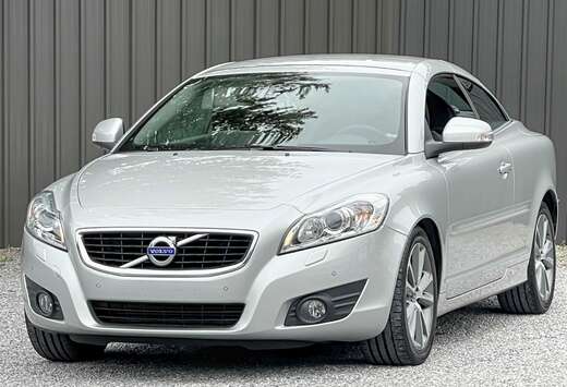 Volvo C70 Cabriolet 2.0 D3 Momentum Geartronic