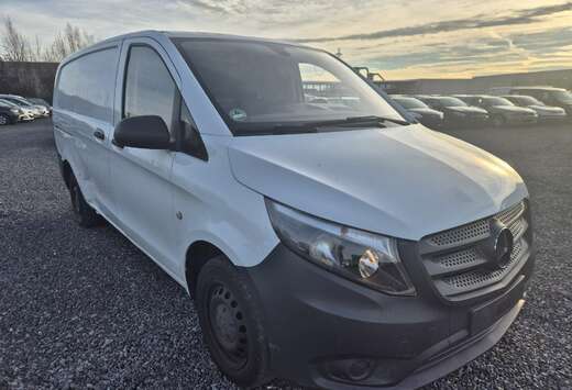 Mercedes-Benz MARCHAND OU EXPORT