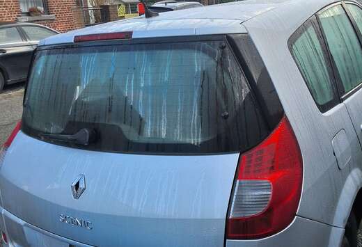 Renault Scenic 1.6i 16v Family