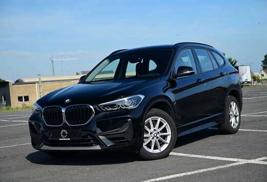 BMW AUT / 18i sDrive / FACELIFT / LED / NAVI / BLACK
